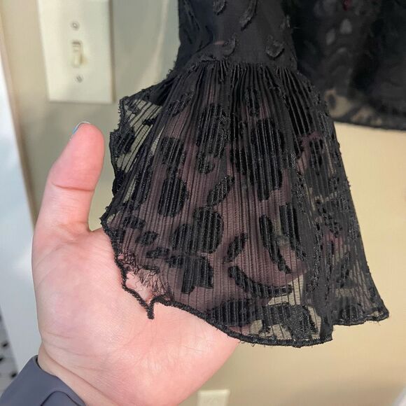 Libra Vintage Sheer Floral Textured Black Frill Cuff Button Up Blouse Medium - Picture 3 of 13